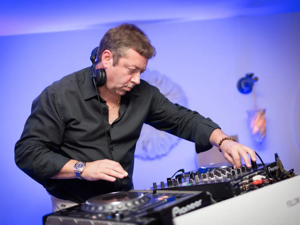 Clubbing im exklusiv angemieteten Puro Beach Club für unser Incentive auf Mallorca