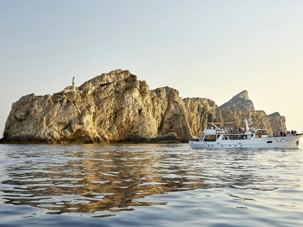 GentlemanYacht Excursions DMC Mallorca LifeXperiences