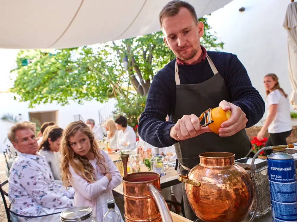 Gin workshop for groups