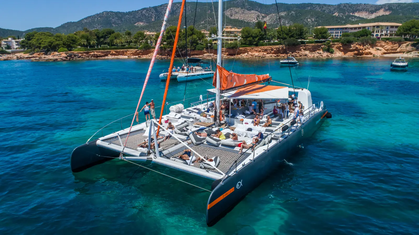 Navegar en Catamarán