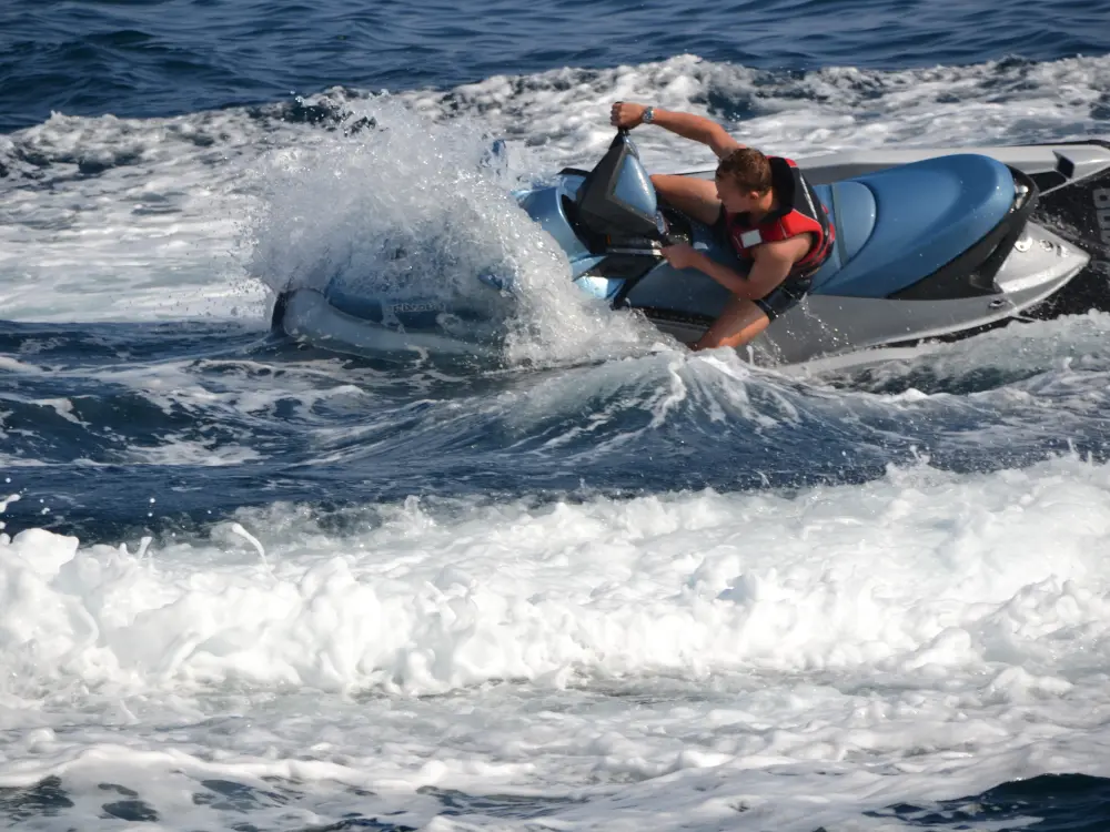 Jet Ski Tour Action 