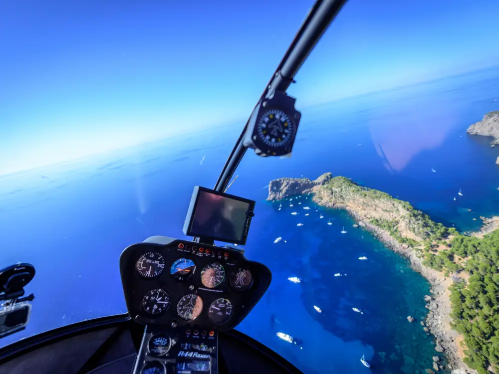 LuxuryTravel LifeXperiences HelicopterFlight Mallorca