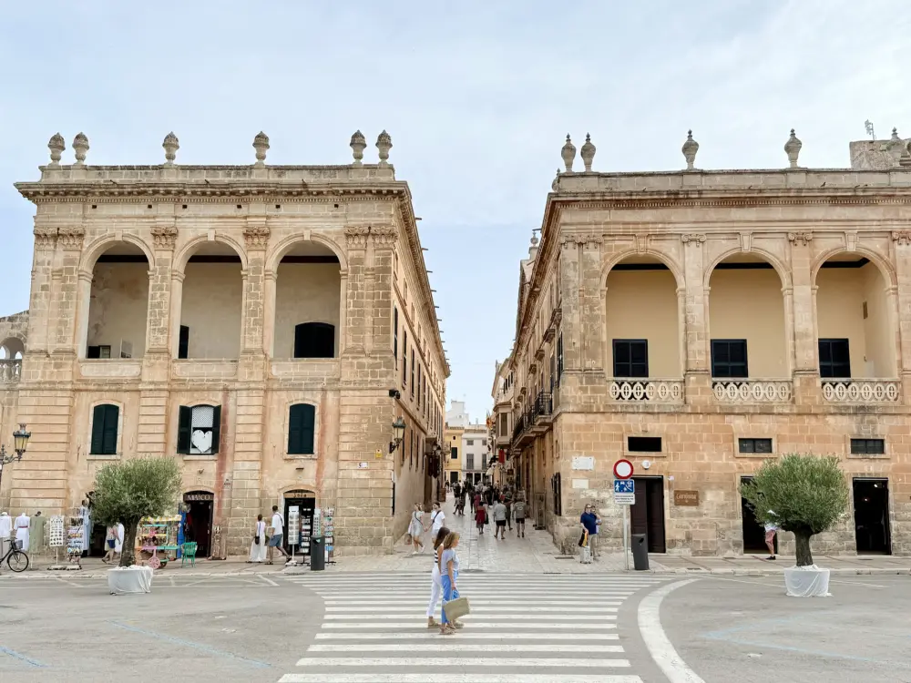Private City Tour Ciutadella Menorca Old town2