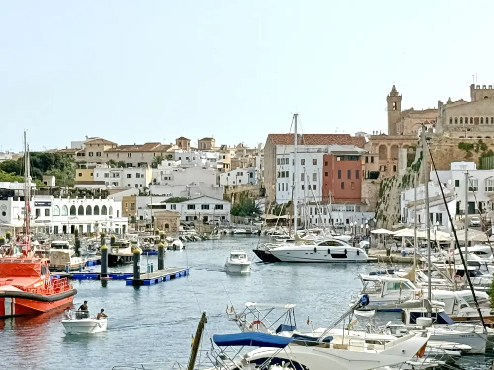 Private City Tour Ciutadella Menorca port3