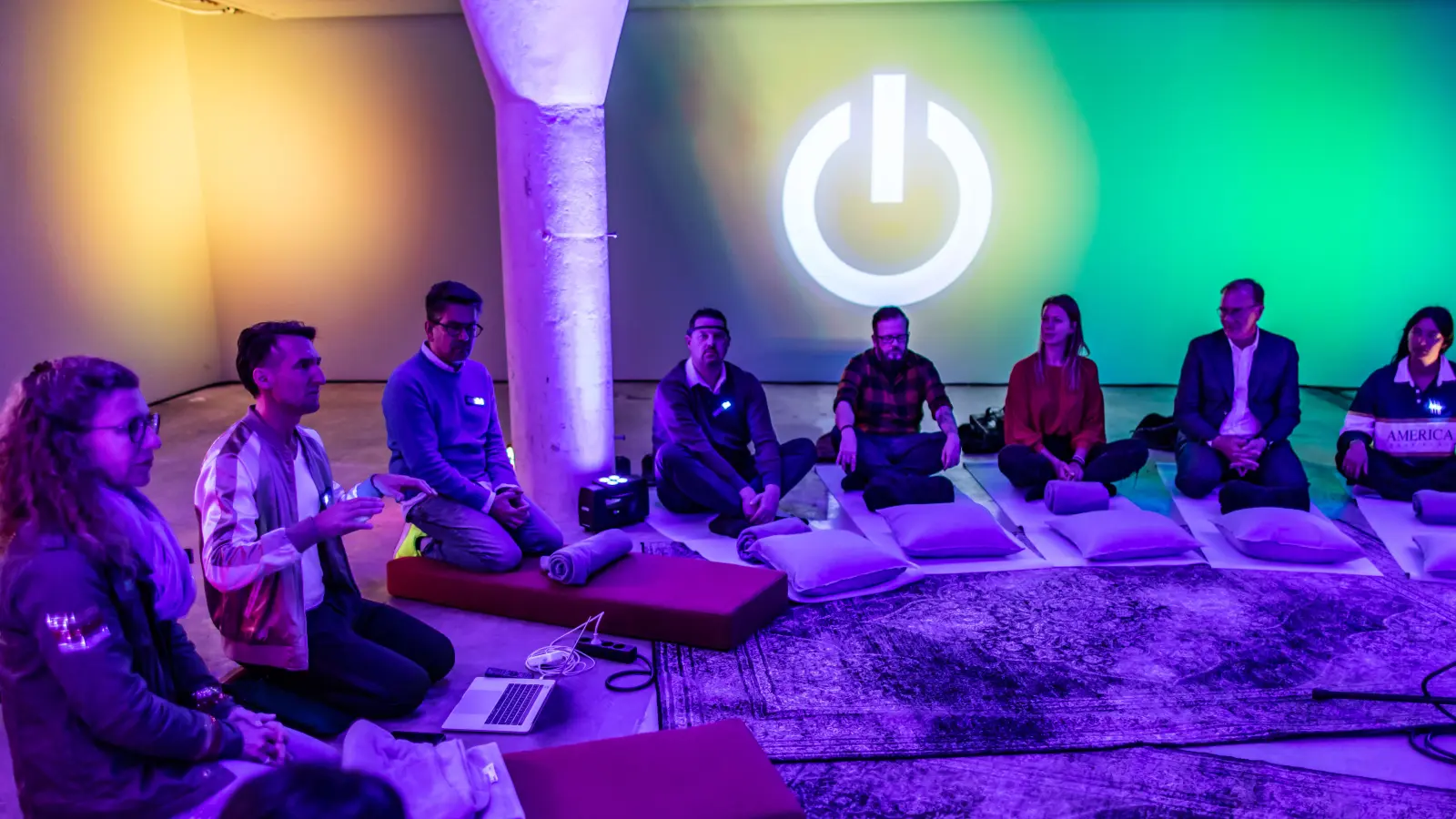 Exciting news from our activities catalogue: the BE LIGHT audiovisual meditation Xperience