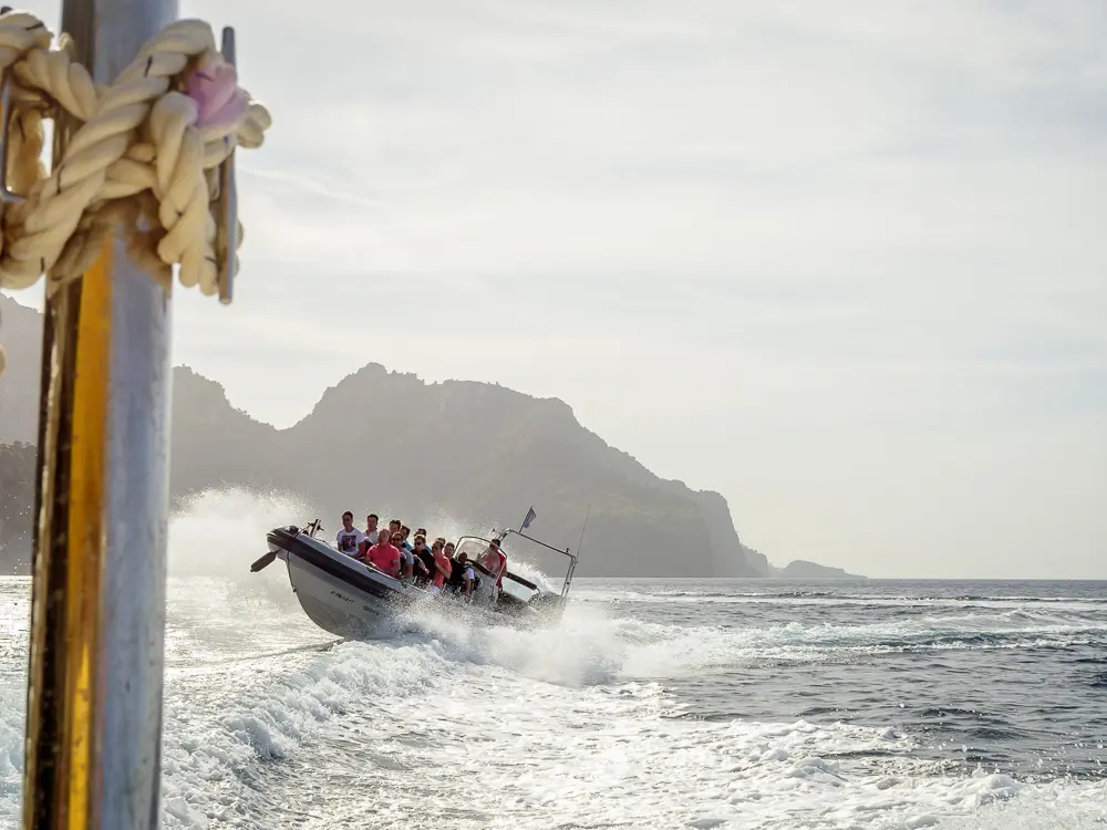 Speedboat Tour Manoeuvres