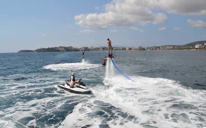 Flyboard Mallorca  - Incentives & Events mit LifeXperiences auf Mallorca