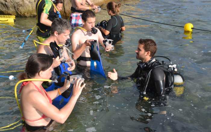 Tauchen für Anfänger Peter Diving - Incentives & Events mit LifeXperiences auf Mallorca