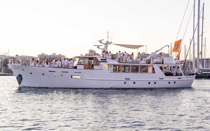 GentlemanYacht Party LifeXperiences