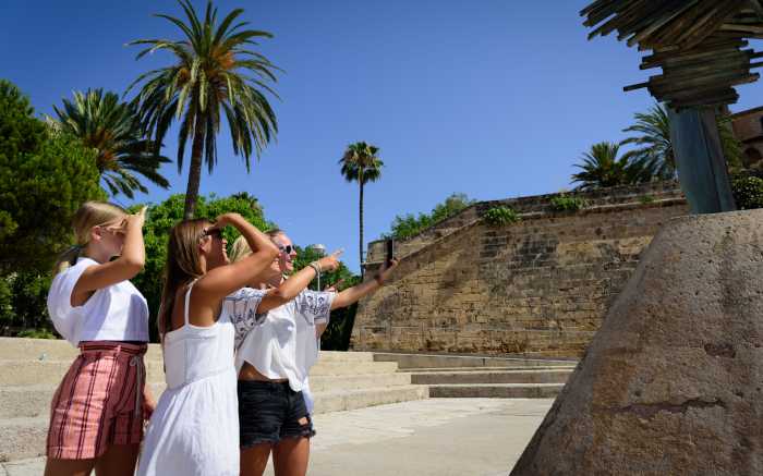 Interactive City Tour Palma