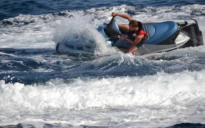 Jet Ski Tour Action