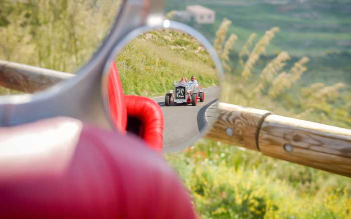 LuxuryTravel OpenerSlide6