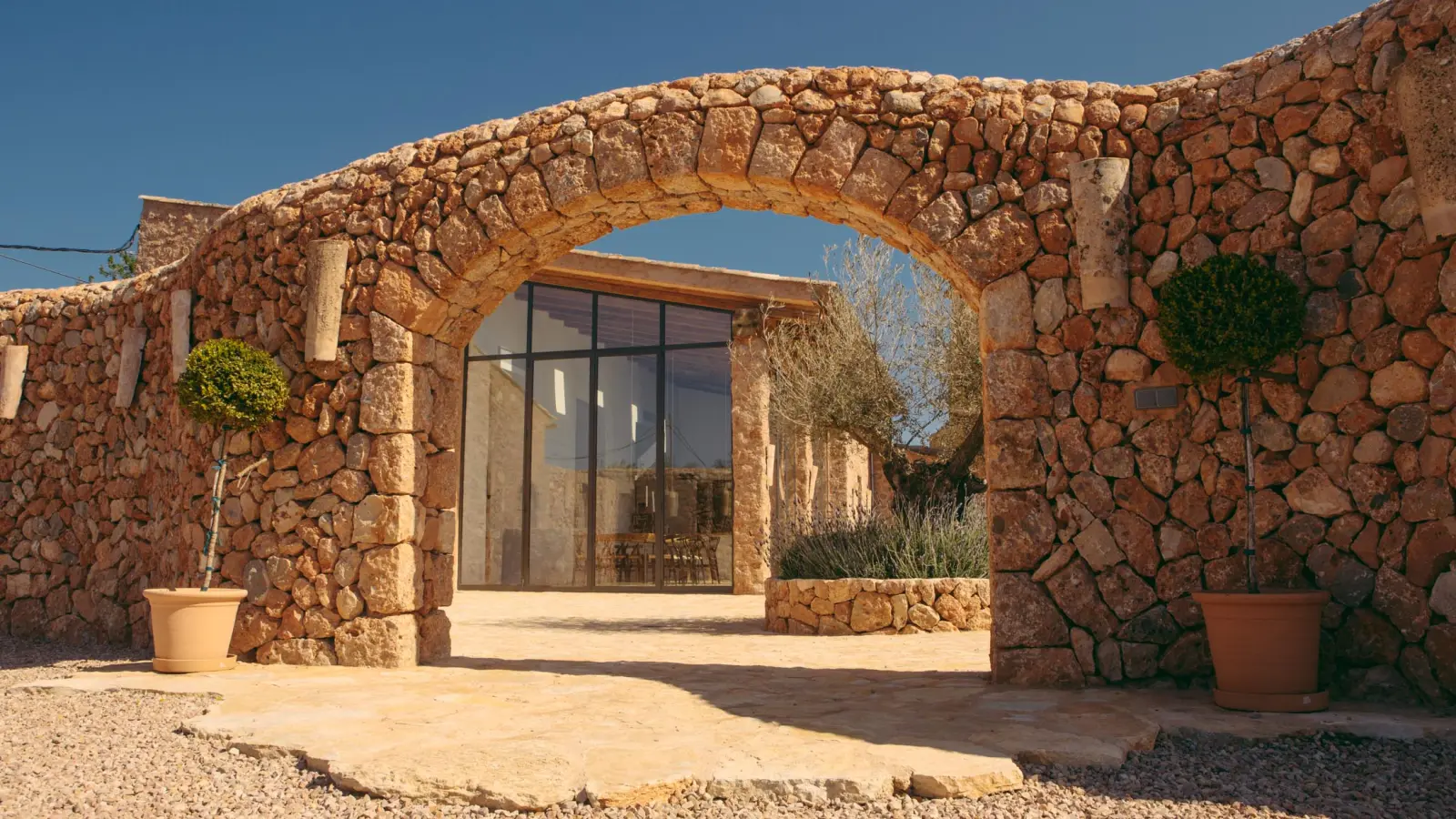 Slow Living Mallorca: LifeXperiences Introduces Full-On Villa Xperience!