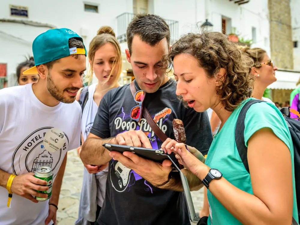 iPad City Tour Teambuilding Menorca